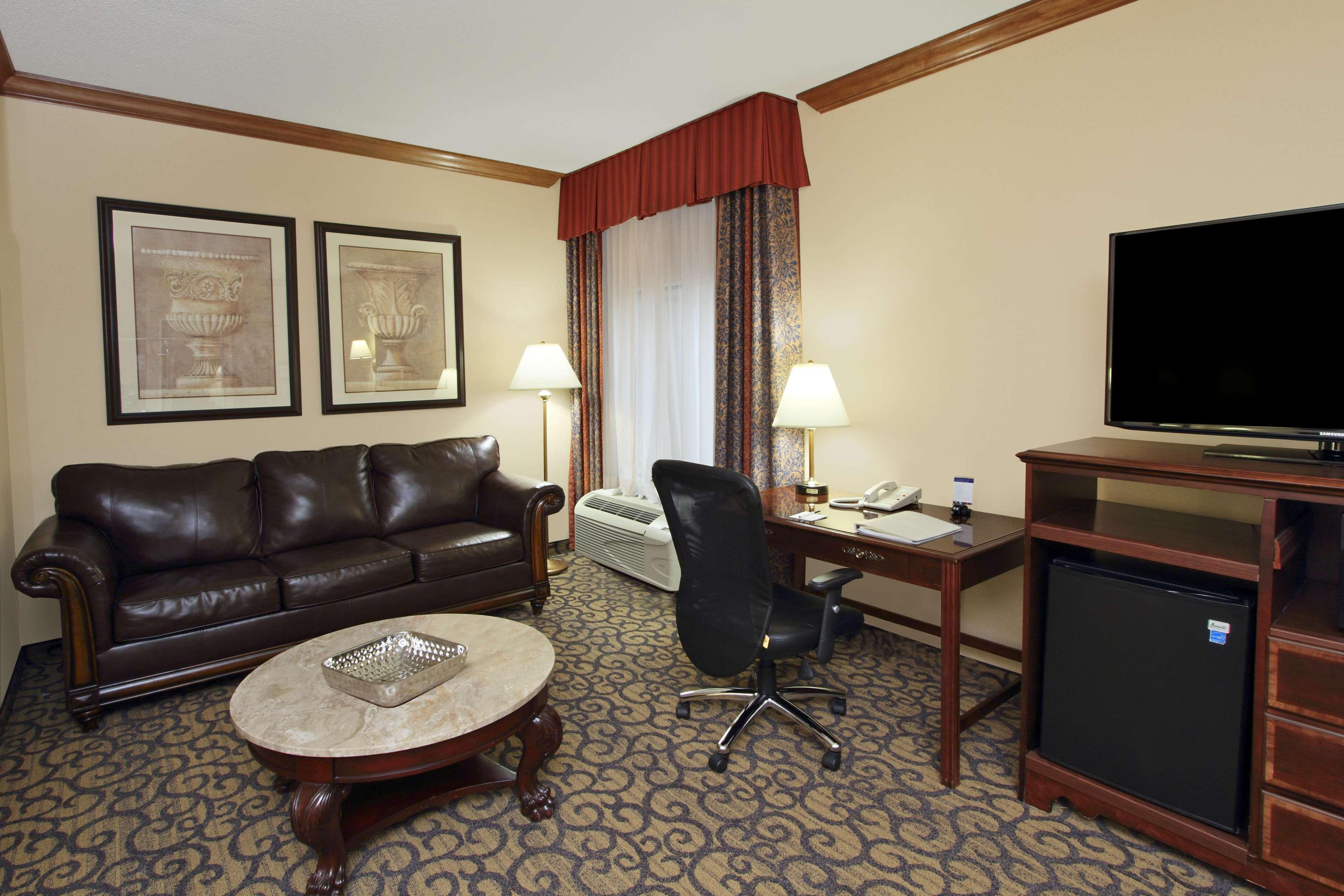 Hampton Inn Принстон Экстерьер фото